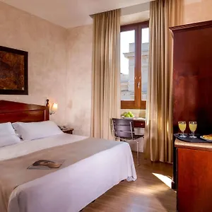 San Francesco 3*, Roma Italia
